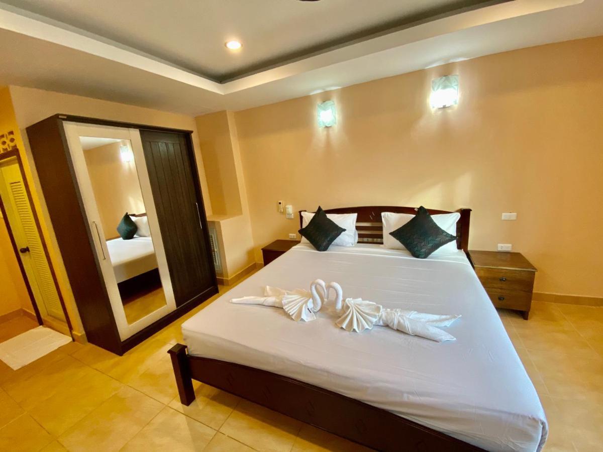 Star Guesthouse Patong Luaran gambar