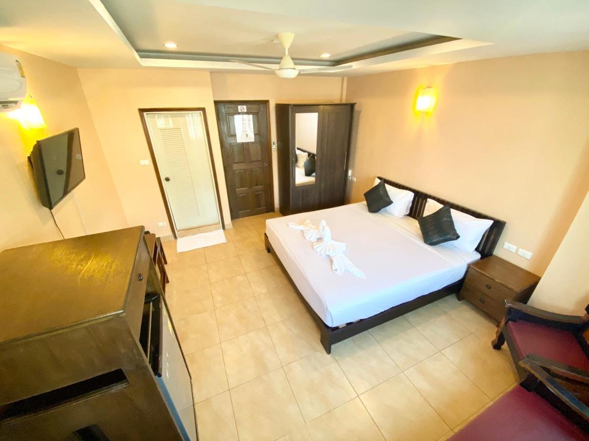 Star Guesthouse Patong Luaran gambar