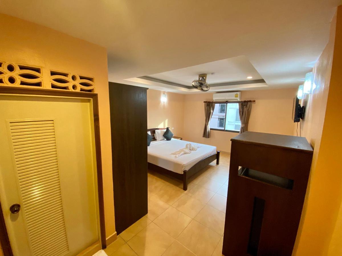 Star Guesthouse Patong Luaran gambar