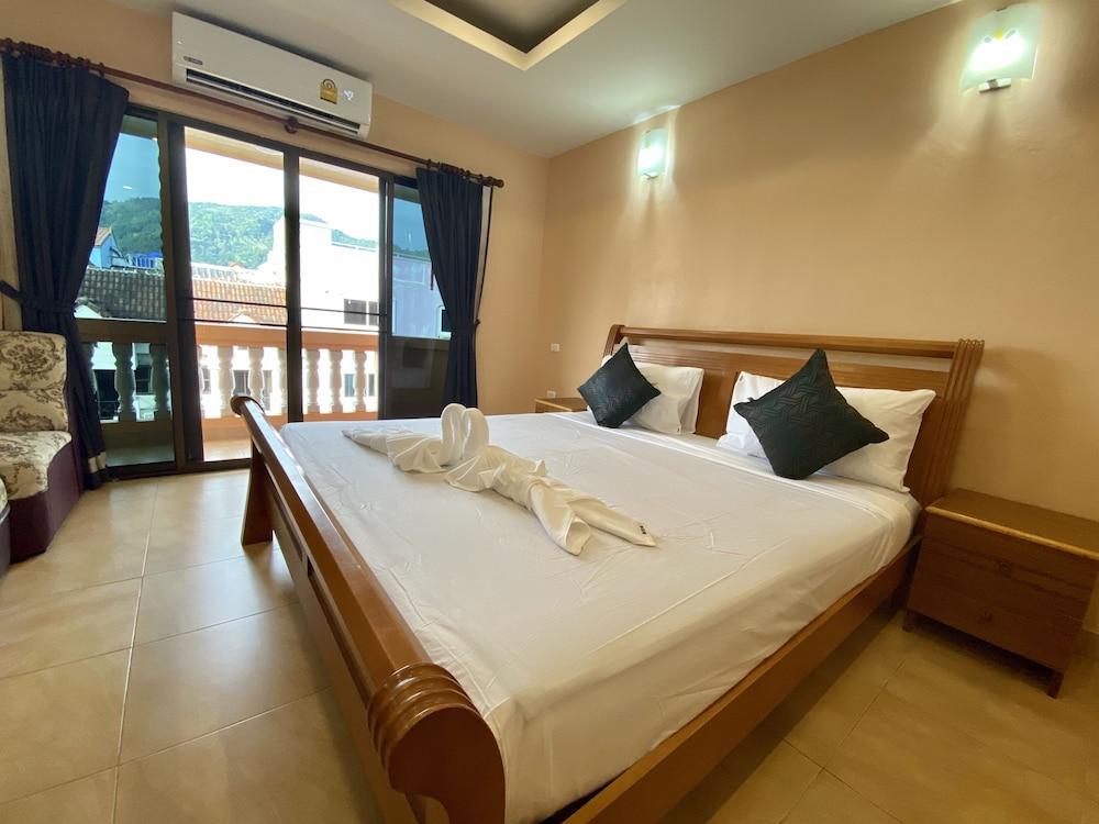 Star Guesthouse Patong Luaran gambar